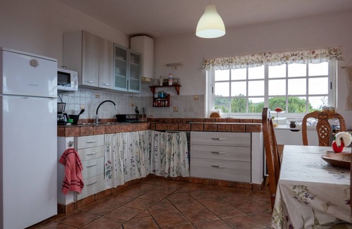 Puntallana Cottage | CASA ALBA, rustic house on the hill with heated pool-spa and sea views