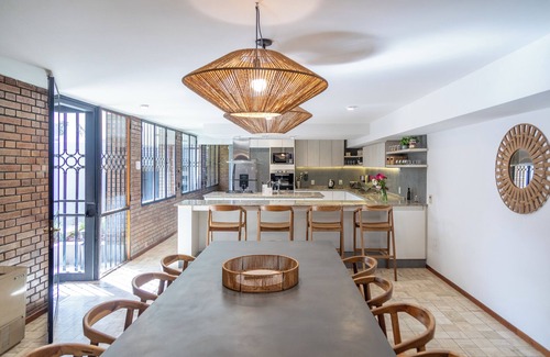 Mendoza City Center Villa | Casa Alma - Luxury Home