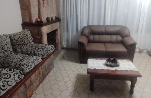 Las Colinas de Peralta Ramos House | Casa alpino cerca del mar!