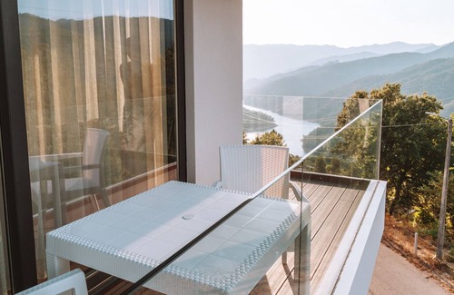 Guilhofrei Apartment | Casa América - Encosta de Louredo Houses