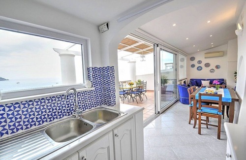 Positano City Centre House | Casa Amare: A charming independent house which faces the sun and the sea, with Free WI-FI.