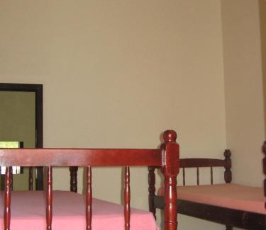 Garopaba House | Casa Amarela Grande Ferrugem