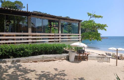 Boicucanga Beach House | Casa Amarela na Praia