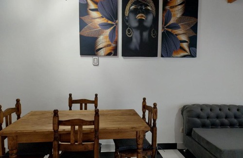 Luis Guillon Apartment | Casa Ana, departamento amplio a 20 ' aeropuerto