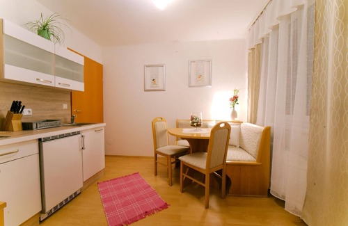 Bairisch Koelldorf House | Casa Ananda Ferienhaus