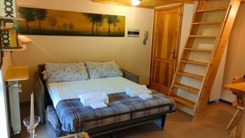 Corteno Golgi Apartment | CASA APRICA - BoxAuto - Wifi -