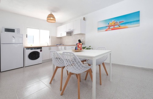 Arrieta Ski Chalet | Casa Aramén a few meters from the ocean