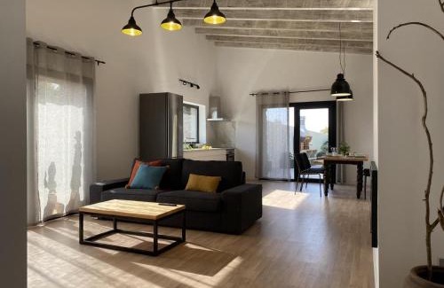 Valverde House | Casa Armonía del Silencio