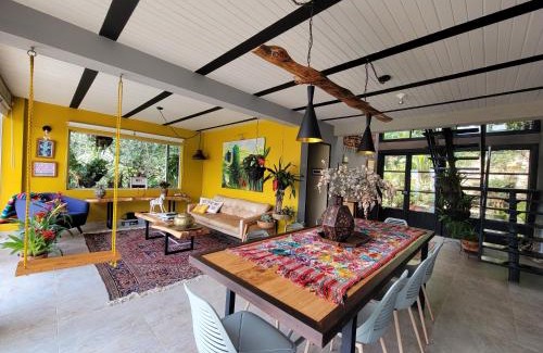 Cali Villa | Casa Ashraya ecolodge