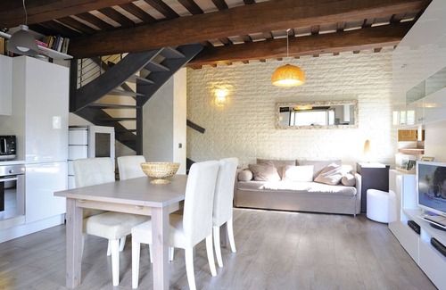 Montone House | Casa Avena guest house in Montone with big garden