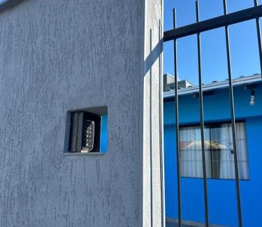 Centro House | Casa Azul, Privativa, Confortável, AR, Wi-Fi