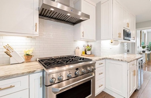 Dunwoodie House | Casa Azul Yonkers - Modern Home Near NYC