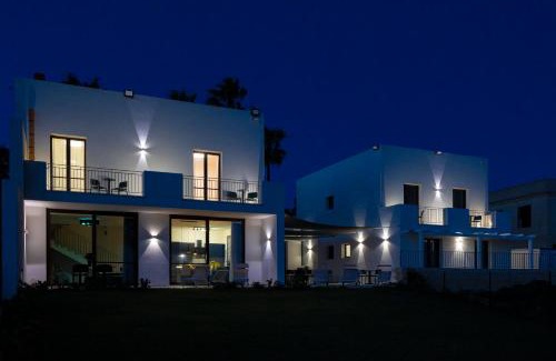 Birgi Vecchi Apartment | Casa B, Room 5 - mit Pool - at Lagoon - Lo Stagnone Kite Spot - Palm Kite Paradise