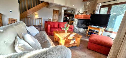 San Carlos de Bariloche House | Casa Barrio La Colina 15 pax