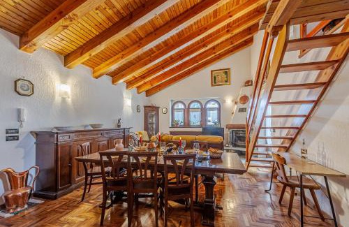 Entreves Apartment | CASA BEATRICE - Wifi, Parcheggio e Vista Montagna - COUR 0231