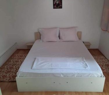 Jibert House | Casa BELLA ELENA