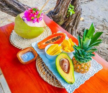 Monitos House | Casa Blanca Broqueles Hotel