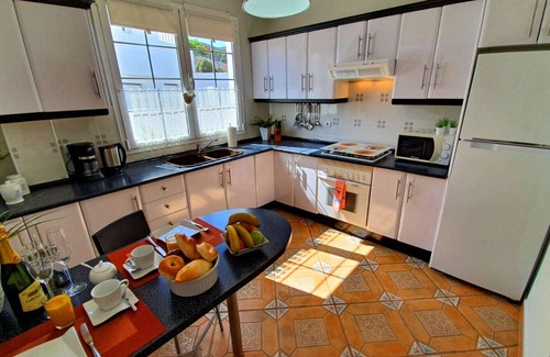 Tarajalejo House | Casa Blanca max. 4 persons -WiFi -with sea view -2 bedrooms