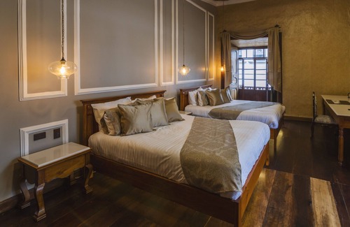 Loja Hotel | Casa Bolivar Hotel Museo