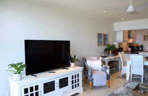 Hillhead Condo | Casa Branca on the Beach & Pool Just Renovated!