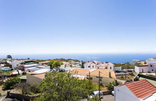 Taibique Apartment | Casa Camila - Charming retreat & terrace, Hierro