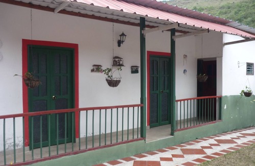 Guadalajara de Buga House | -Casa Campestre-