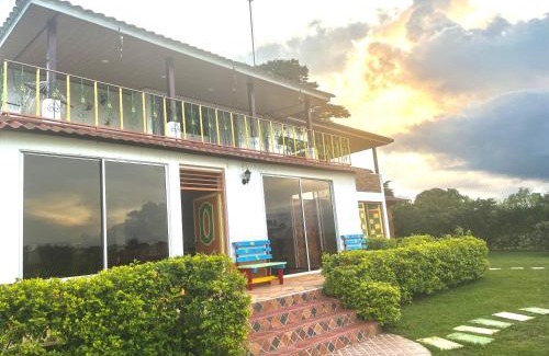 Guamal House | Casa Campestre Denis