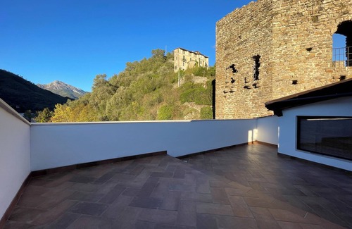 Apricale Apartment | Casa Castello Sleeps 5 Isolabona Italy Sun Terrace Free WIFI