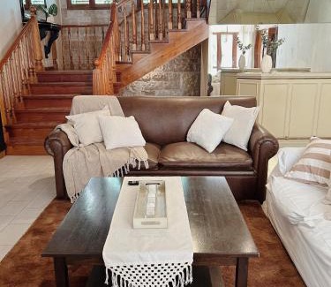 Mendoza City Center House | Casa Cedro Mendoza