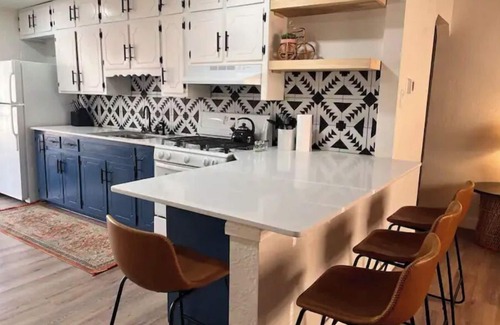 La Mesa House | Casa Charleston-3BR/2Bath+Hot Tub+Pet Friendly+No Pet Fee!