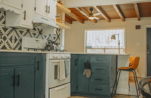 La Mesa House | Casa Charleston-3BR/2Bath+Hot Tub+Pet Friendly+No Pet Fee!