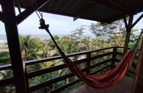 Bahia Solano Cabin | Casa Cielo: Cabaña Privada Frente al mar