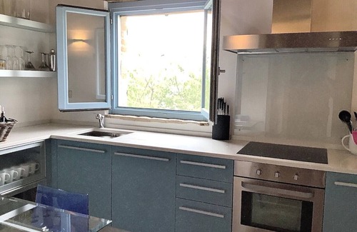 Monsampietro Morico House | Casa Ciliegia, Sleeps 4 (2 Bedrooms).