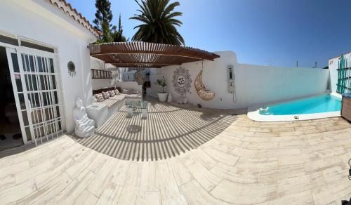 El Chorrillo House | Casa Claudia Radazul