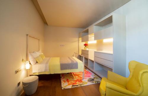 Sao Paulo Apartment | Casa com Alma Portuguesa @ Top Location Cais do Sodré