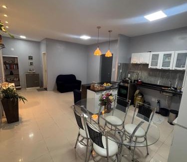 Reduto Apartment | Casa com garagem e 2 quartos