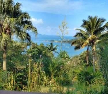 Praia da Fortaleza House | Casa com linda vista para o mar para amantes da natureza