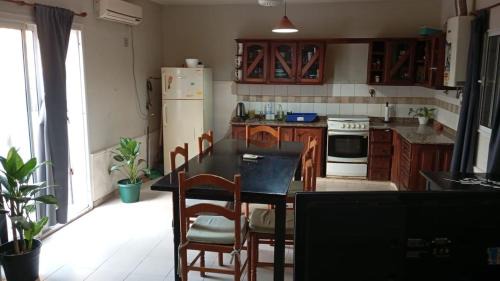 La Banda House | Casa con asador y Garaje a 5 minutos del estadio La Banda Santiago del Estero