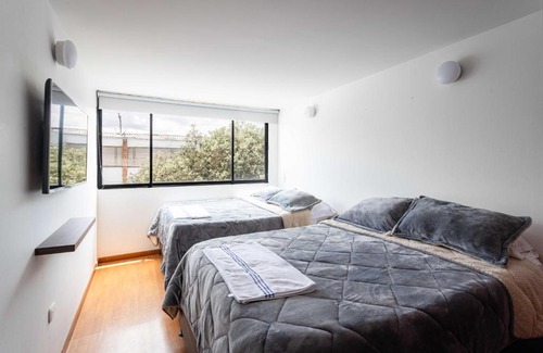 Suba House | Casa con Jacuzzi en Bogota (Weed Friendly)