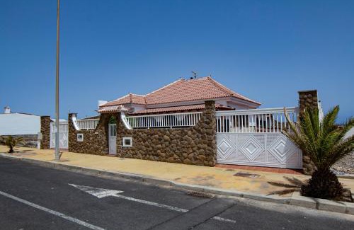 La Listada House | CASA CON PISCINA EN TENERIFE - VISTA MAR Y EL TEIDE