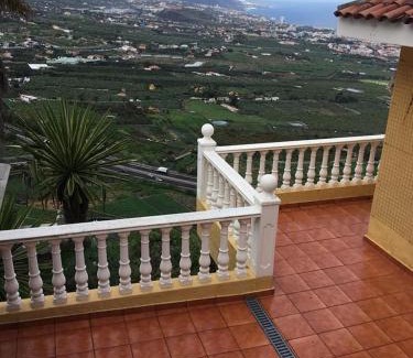 Las Cuevas House | Casa con piscina privada. Mirador de Humbolt.
