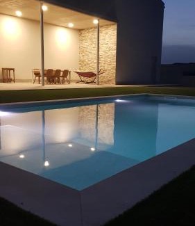 Puiggros House | Casa con piscina y jardin privado OASIS DE DOLORS