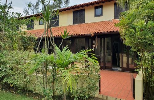 Porto Belo House | Casa Condomínio com 04 quartos, 200 metros da Praia de Manguinhos