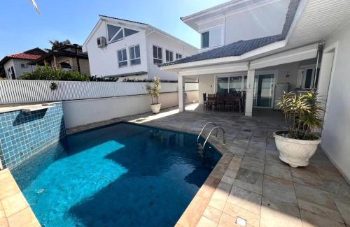 Vista Linda House | Casa Condomínio Fechado Hanga Roa Bertioga