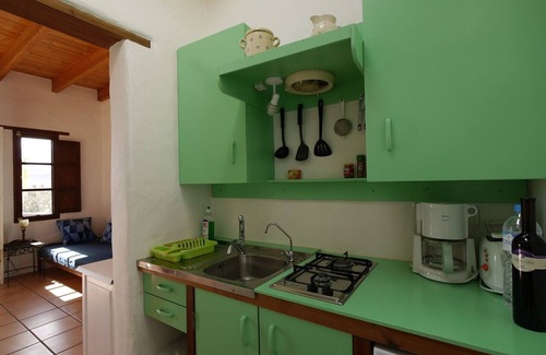 Guatiza House | CASA CONSULTORIO, country house in unique nature.