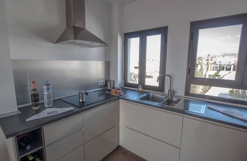 Los Pocillos Apartment | Casa Coral with sea views & AC