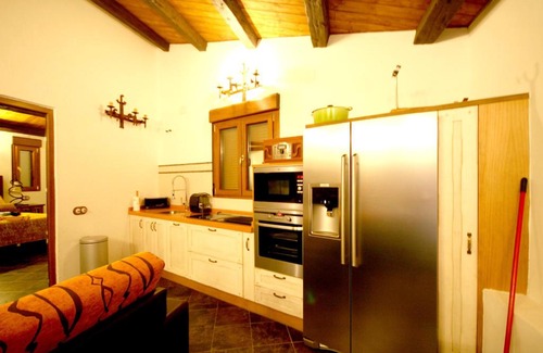 Navaluenga House | Casa Cucu