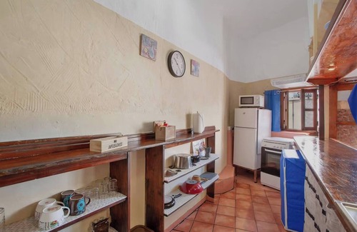 Carrizal House | Casa Cueva |Top Location| Excellent wifi | Airport