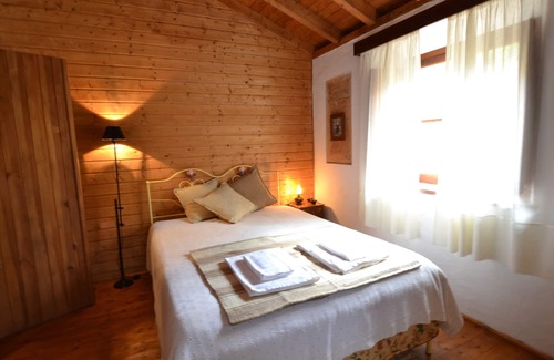 Troviscais Cottage | Casa da Adega - Quite Within Nature