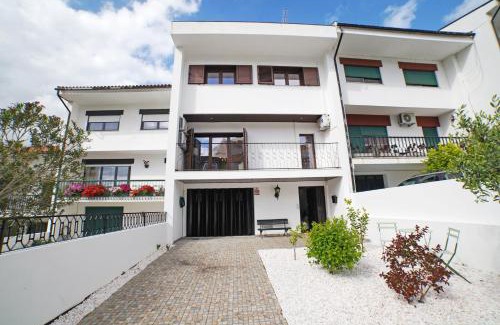 Peso da Regua House | Casa da Laranja by Quantique